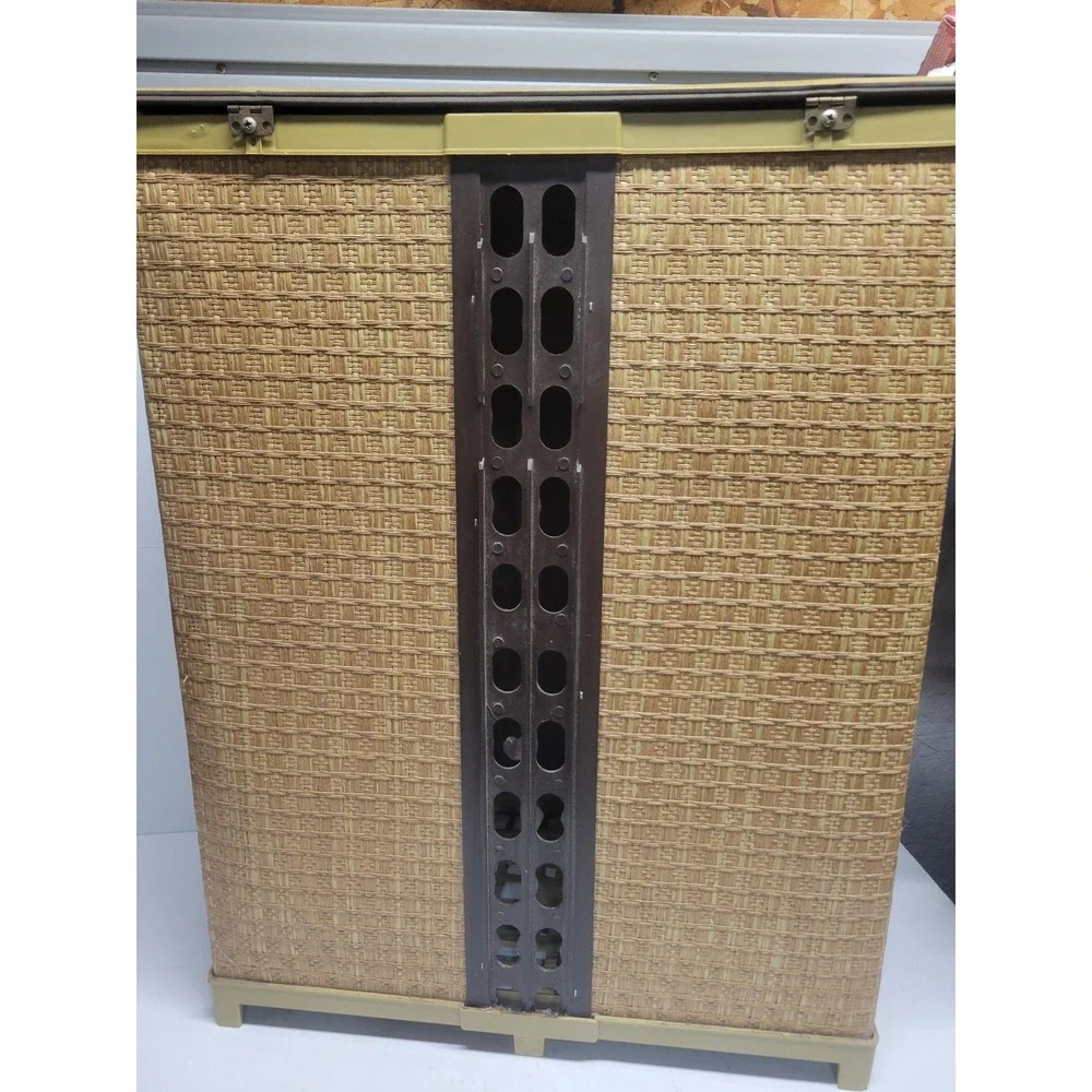 Vintage Mid Century Woven Wicker Style Laundry Hamper Harvest Gold Vinyl Lid